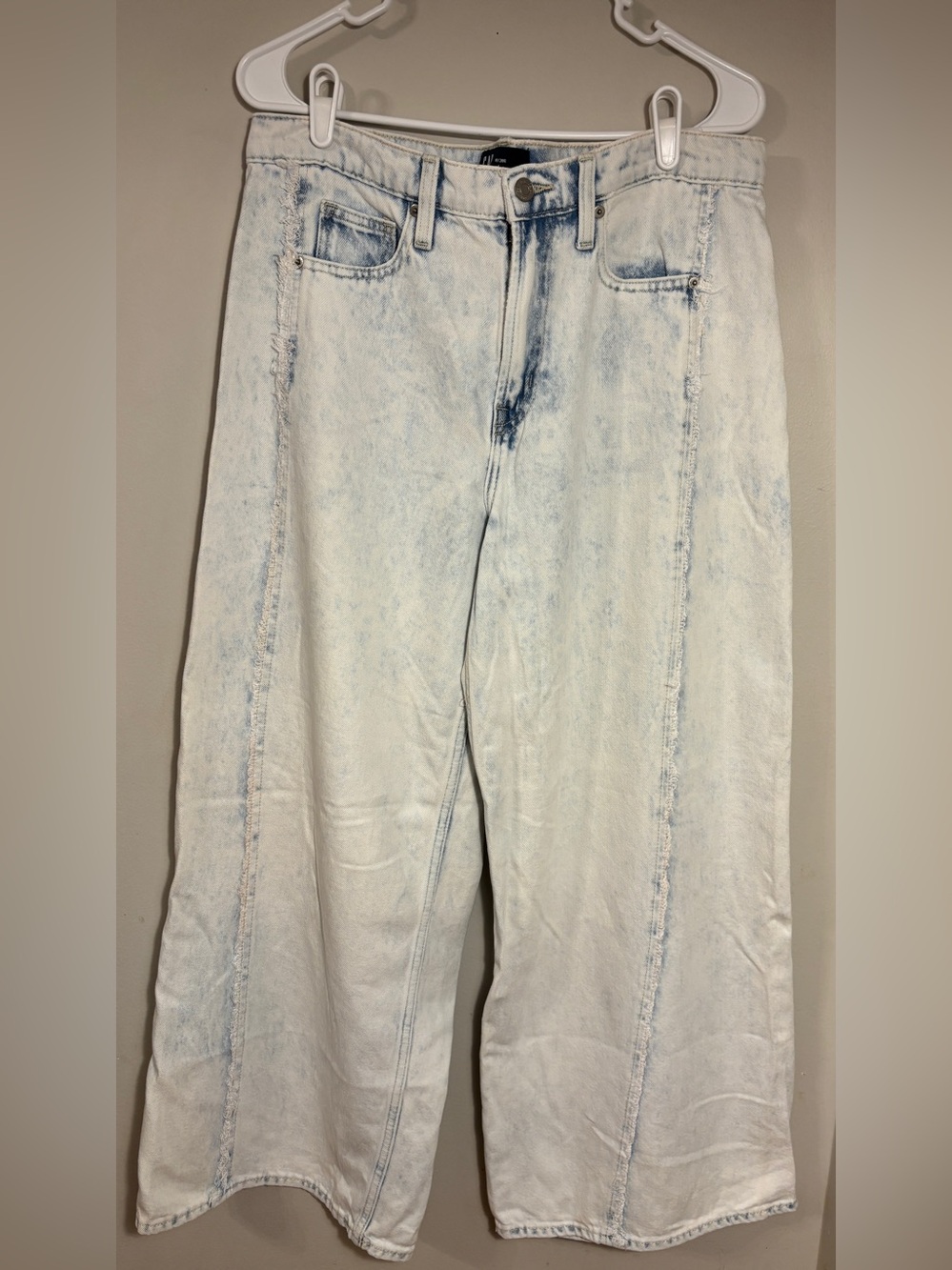 GAP Baggy Jeans Light Isla Wash Wide-Leg Ultra Soft Size 10/30 Y2K super soft!